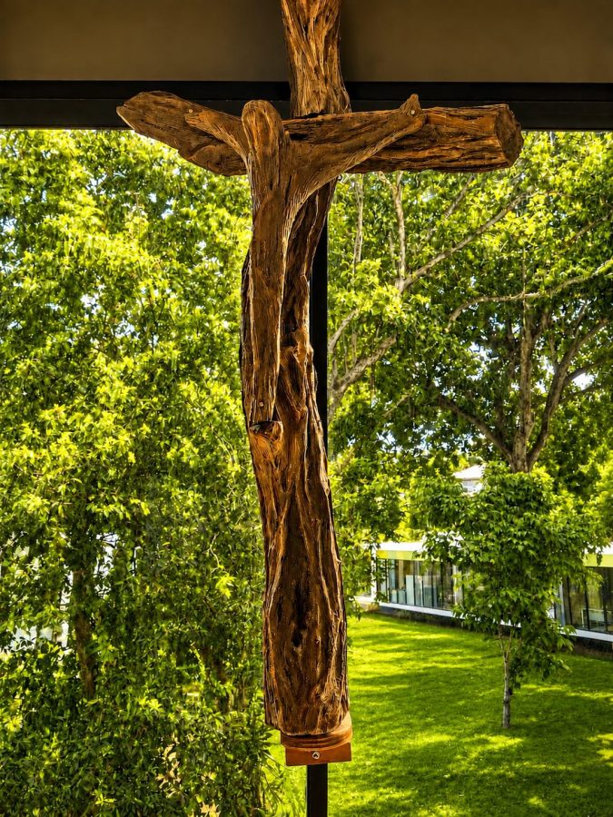 cross-in-the-chapel-of-light